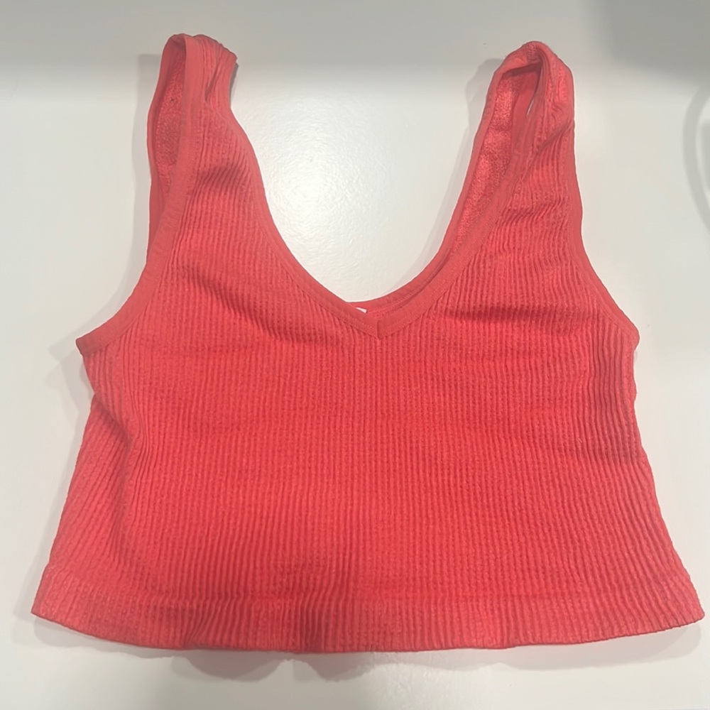 coral cropped tank top